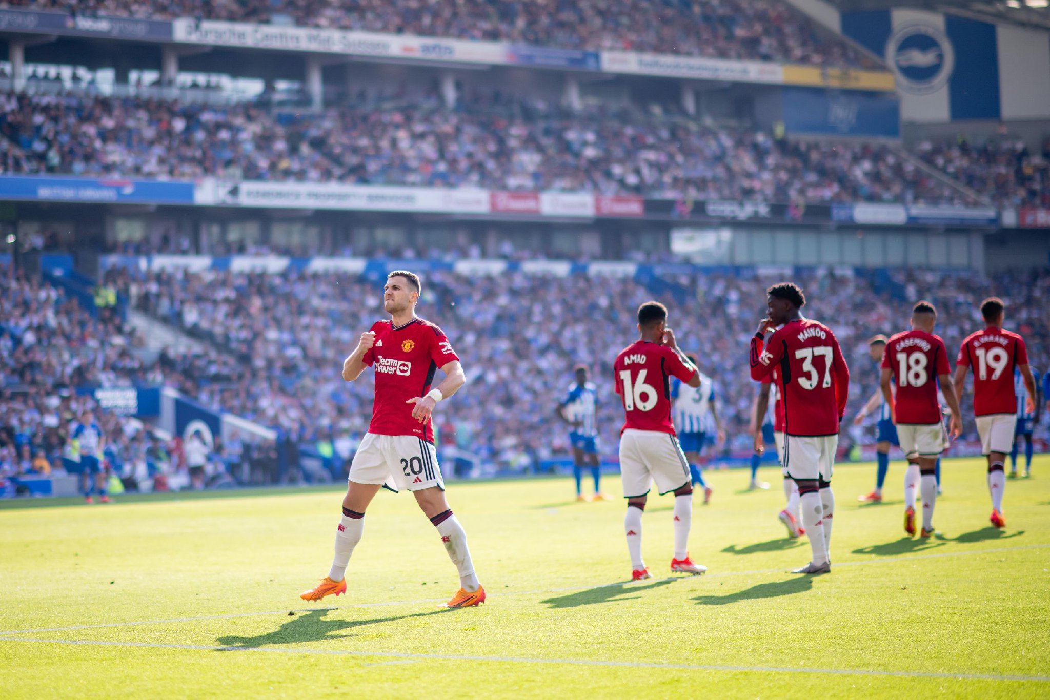 确保足球教 确保足球教